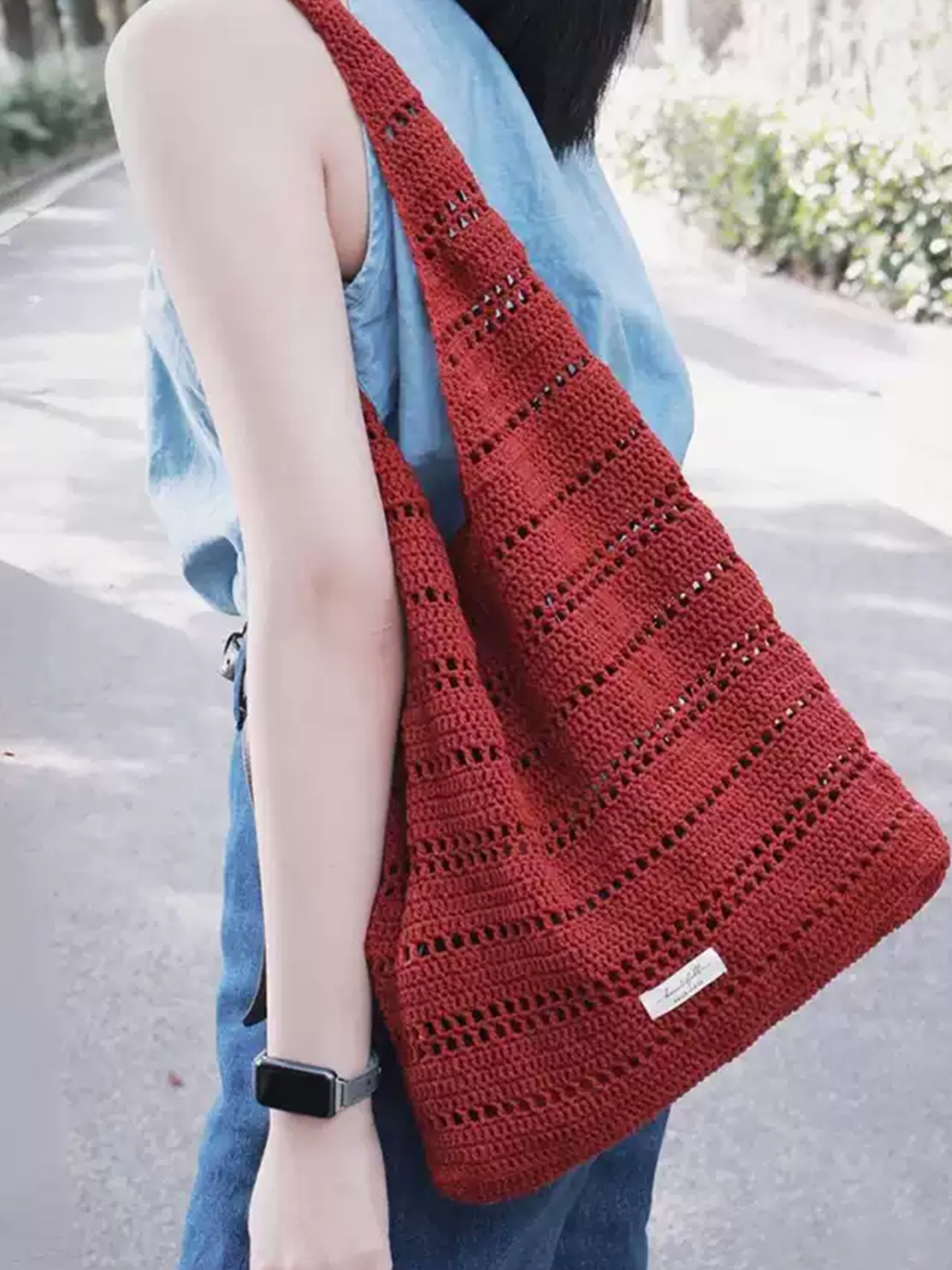 DIY Crochet Bag Kit with Hollow Cotton Yarn - Handmade Lace Knit Shoulder Bag Craft Material Set (Perfect Gift for Beginners)