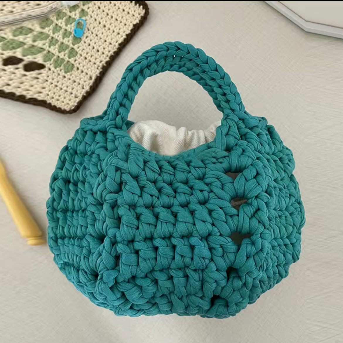 Stripe Yarn Handmade Knitting Kit – DIY Crochet Tote Bag, Mini Pumpkin Pouch, Delicate Handbag, Handmade Shoulder Bag