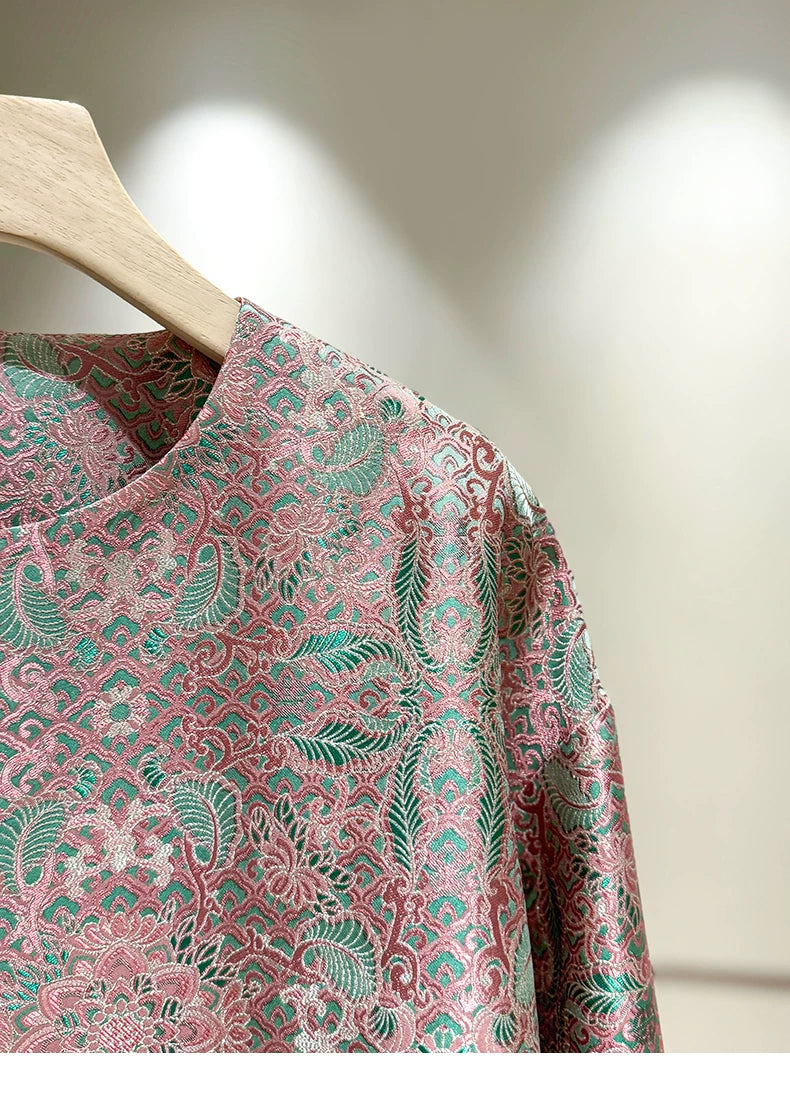 ‌Silk Brocade New Chinese-Style Women's Coat, 2026 Spring Round-Neck Retro Fashion Loose National-Style (or ‘Oriental-Style’) Jacquard Top