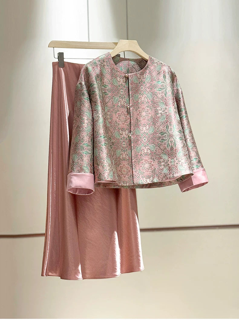 ‌Silk Brocade New Chinese-Style Women's Coat, 2026 Spring Round-Neck Retro Fashion Loose National-Style (or ‘Oriental-Style’) Jacquard Top